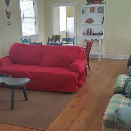 The Farmhouse Inn Buckhead Екстериор снимка