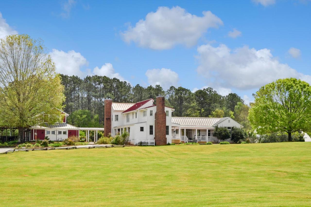 The Farmhouse Inn Buckhead Екстериор снимка