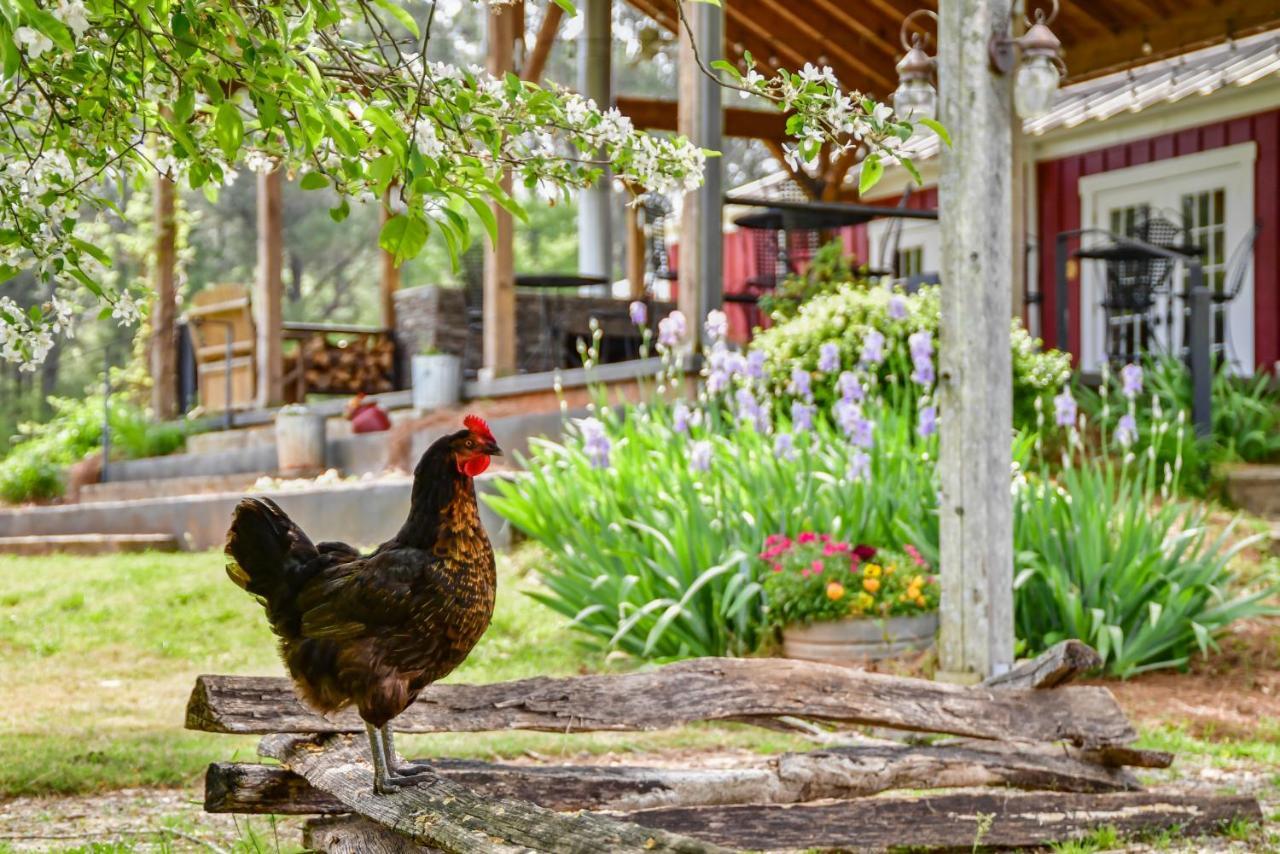 The Farmhouse Inn Buckhead Екстериор снимка