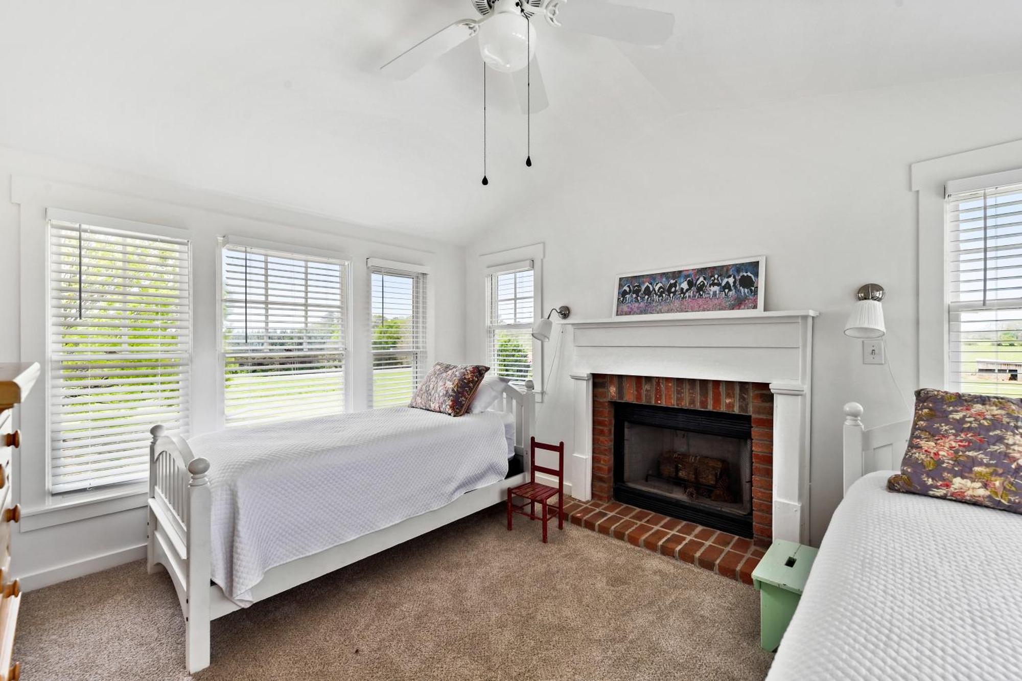 The Farmhouse Inn Buckhead Стая снимка