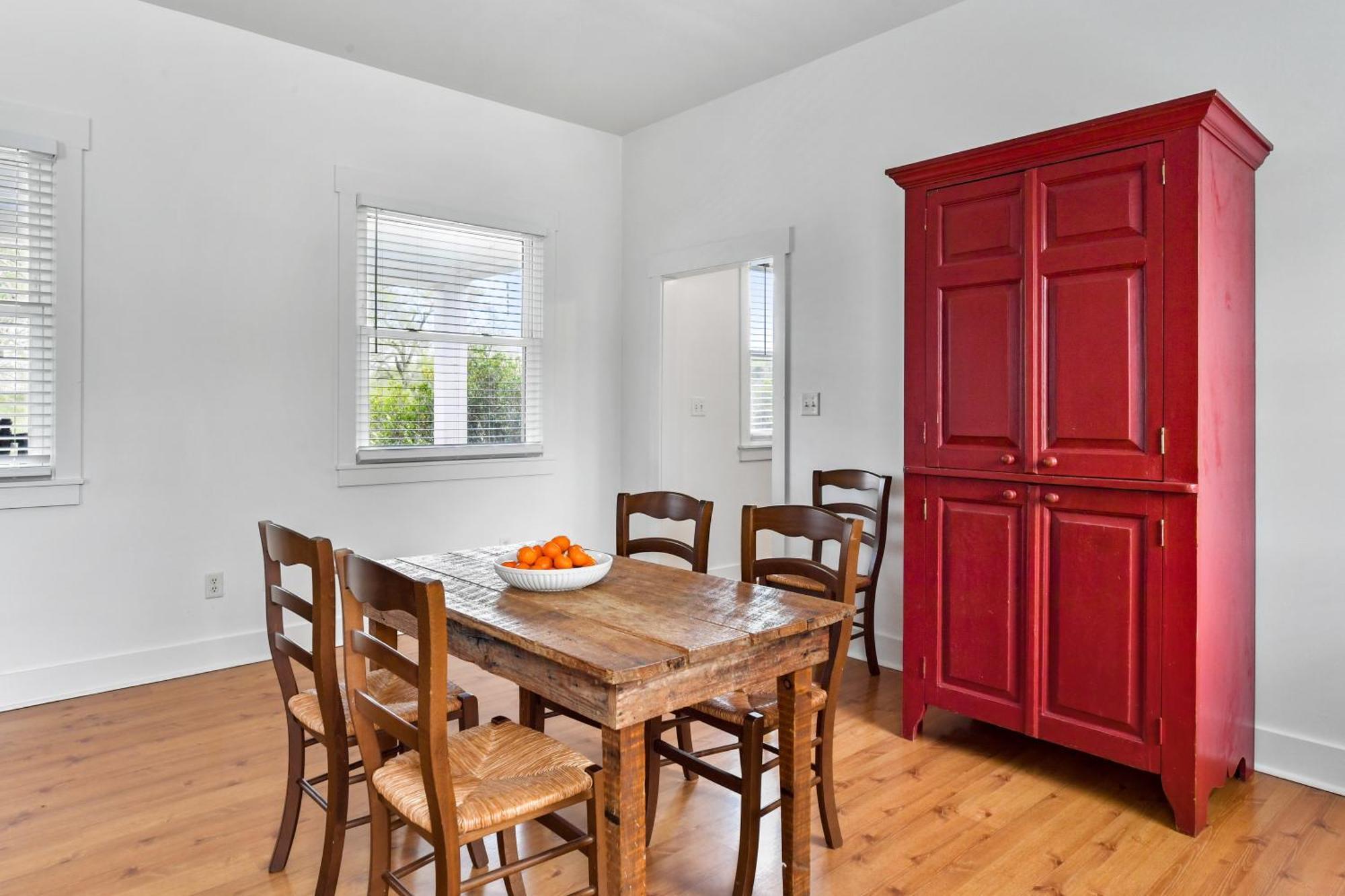 The Farmhouse Inn Buckhead Стая снимка