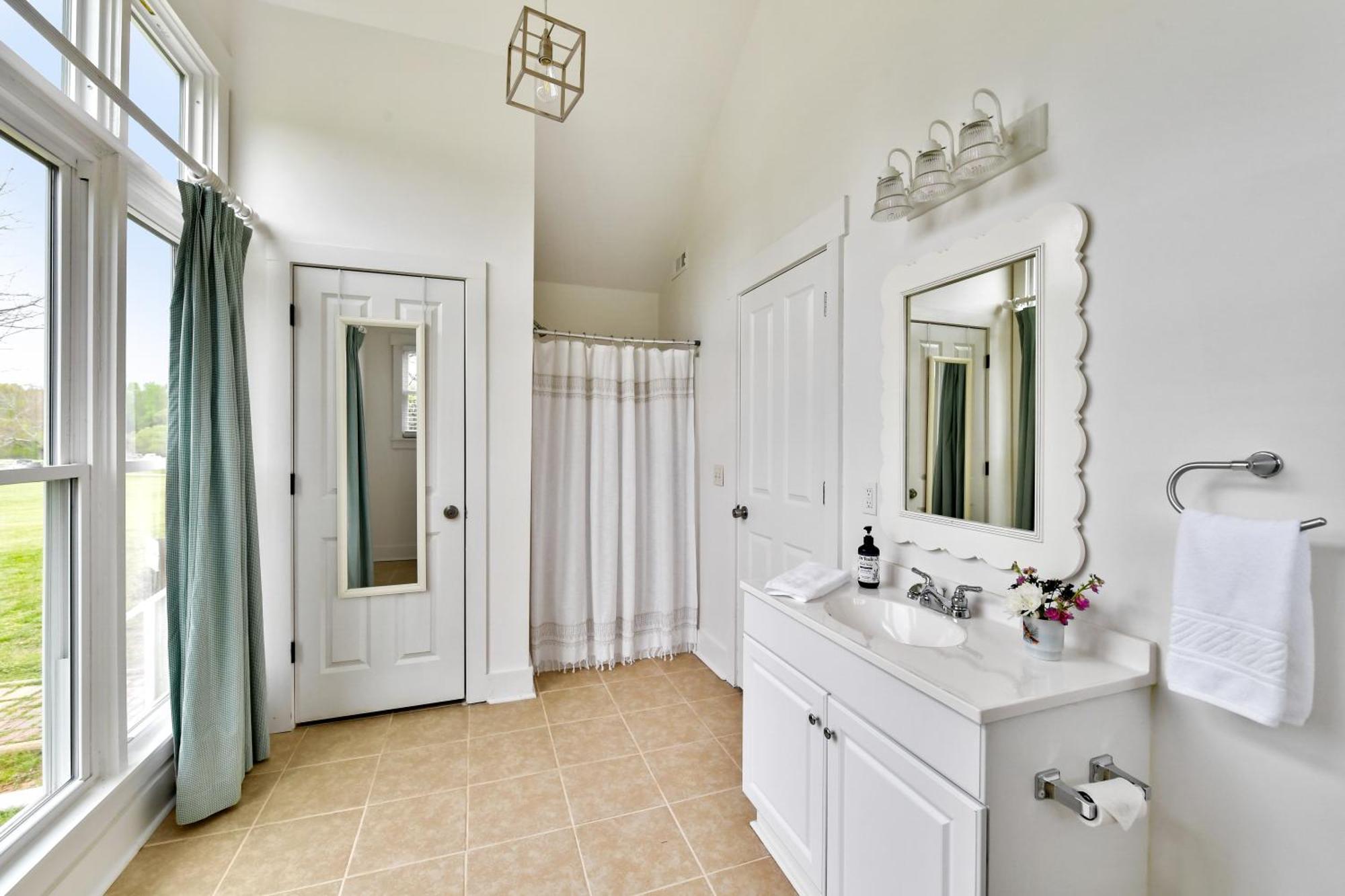 The Farmhouse Inn Buckhead Стая снимка