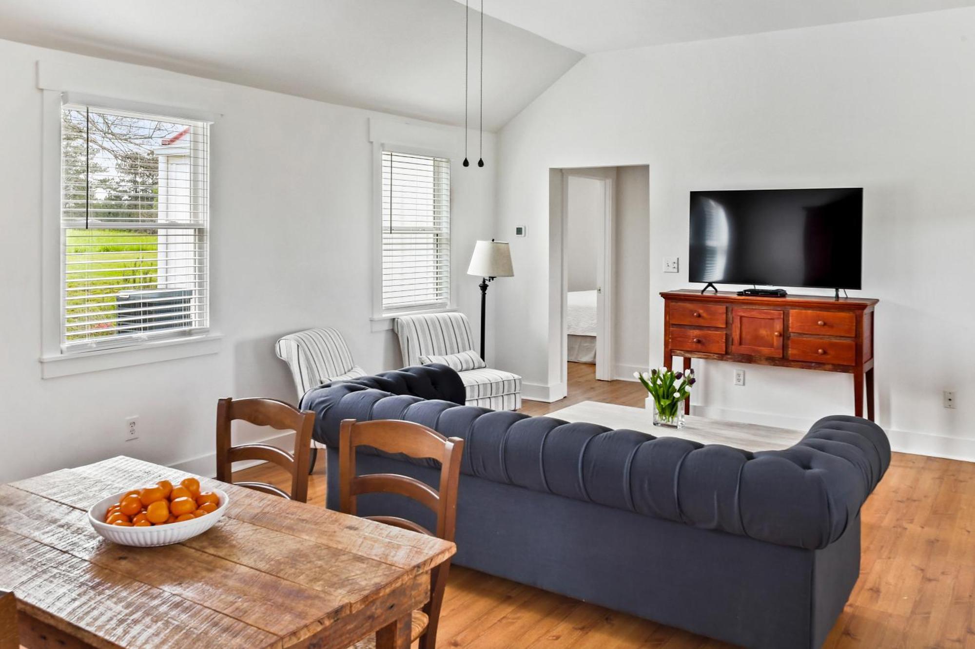 The Farmhouse Inn Buckhead Екстериор снимка