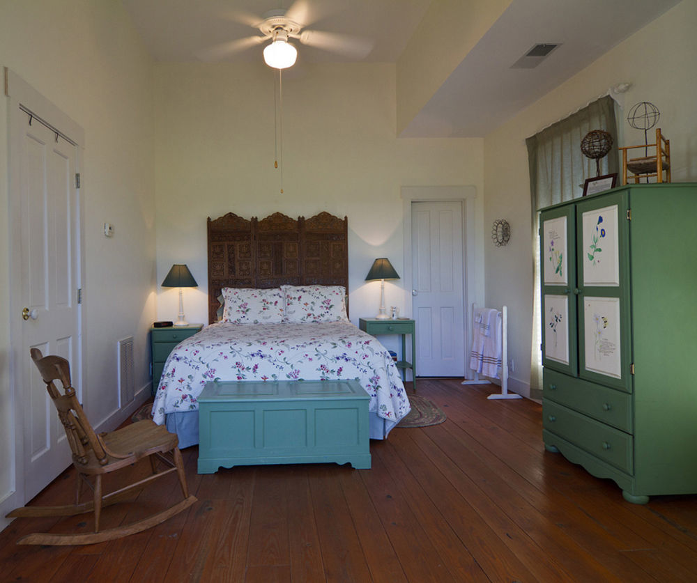 The Farmhouse Inn Buckhead Екстериор снимка
